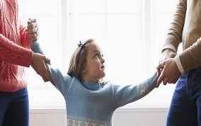 دره چه صورتی دختر یا پسر می تواند برای مادر قیم شود